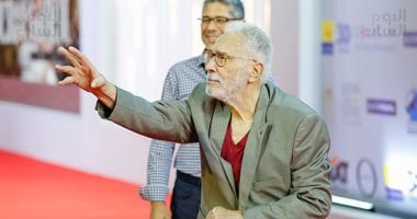 حسابات النجوم على السوشيال ميديا تتشح بالسواد حزنا على رحيل الفنان القدير عبد الرحمن أبو زهرة.. أجيال مختلفة تنعى الراحل.. وتؤكد عظمة فنه واعتزازهم بمشواره المتنوع فى السينما والدراما التلفزيونية والمسرحية