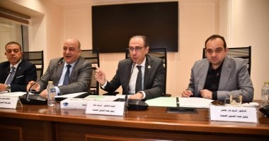 “صحة النواب” توصى بعدم المساس بتقديم الخدمة لمنتفعى التأمين الصحى