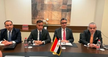 وزير التموين يلتقى مدير عام البورصة الروسية للسلع لبحث سبل التعاون المشترك