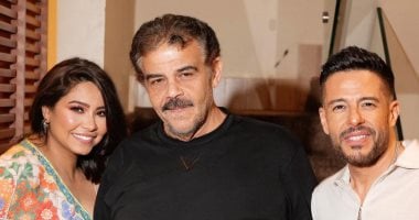 ديو شيرين وحماقي «بَحريَّة» يقترب من نصف مليون مشاهدة.. فيديو