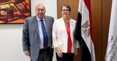 السفير عمرو رمضان: مصر ملتزمة بمكافحة الاتجار بالبشر وتهريب المهاجرين
