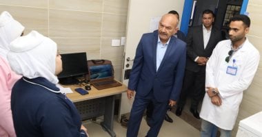 جولة لمحافظ السويس بوحدة طب أسرة جنيفة لمتابعة الخدمات الصحية.. صور
