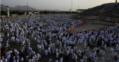 أهم الأخبار العالمية والعربية حتى منتصف الليل.. الحجاج ينفرون إلى مزدلفة.. واتصال بين ترامب ونتنياهو.. وعودة جزئية للانترنت في إيران.. واصطدام قطار بحافلة مدرسية في بلجيكا.. والحر يثير الذعر في أوروبا