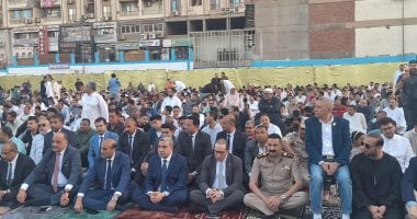 وكيل وزارة الأوقاف بأسيوط يلقى خطبة عيد الأضحى حول التضحية والفداء.. فيديو