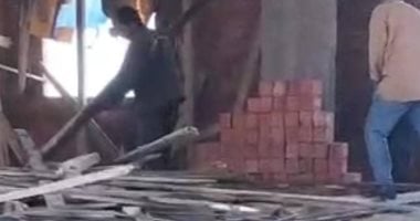 إيقاف 3 حالات بناء مخالف فى المهد بالأقصر خلال إجازة عيد الأضحى.. صور