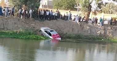 إصابة شخص إثر انقلاب سيارة فى ترعة الإسماعيلية