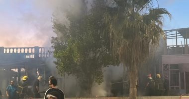 السيطرة على حريق بإحدى كافتيريات شاطئ بورسعيد بحي الشرق.. صور وفيديو