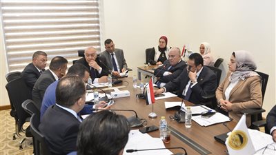 نقل البرلمان تناقش طلبات إحاطة بشأن الطرق وكوبرى ٦ أكتوبر.. وقرقر يشدد علي مشاركة النواب في وضع الخطط الاستثمارية بالأحياء