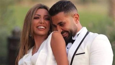للمرة الثالثة.. طلاق احمد سعد وعلياء بسيوني| تفاصيل