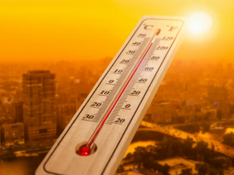 وفاة 10 أشخاص جراء موجة حر شديدة في كراتشي