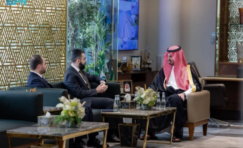 أمين منطقة الرياض يستقبل وزير الإدارة المحلية والبيئة السوري