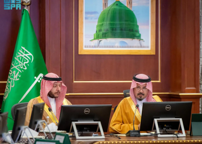 أمير منطقة المدينة المنورة يدشّن 10 مشروعات للطرق بتكلفة 188 مليون ريال