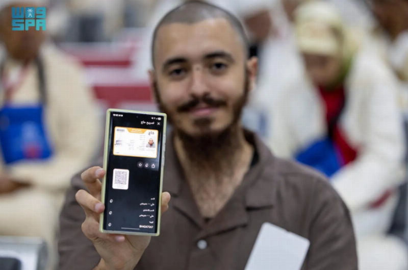 “توكلنا” يتيح لمستفيدي “مبادرة طريق مكة” استعراض تصاريح الحج من بلدانهم