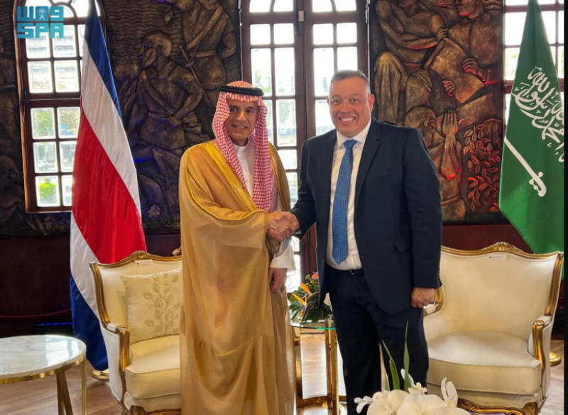 وزير الدولة للشؤون الخارجية يلتقي النائب الأول لرئيسة جمهورية كوستاريكا