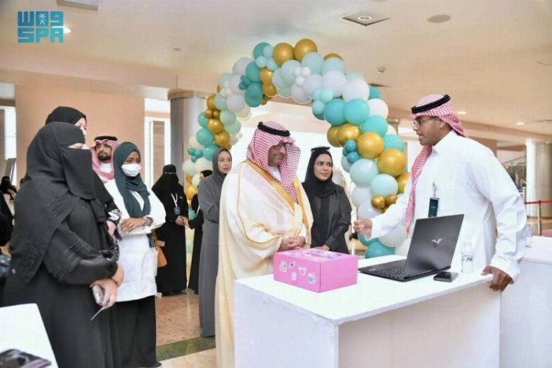 جامعة أمِّ القرى تحتفي باليوم العالمي للتمريض والقبالة