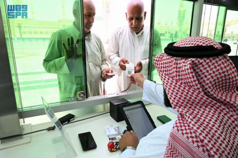 مركز الخدمة الشاملة في المسجد النبوي يعزز تكامل الخدمات لضيوف الرحمن