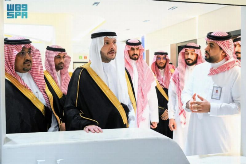 نائب أمير منطقة المدينة يزور المجلس الصحي الاستشاري بمركز العزيزية
