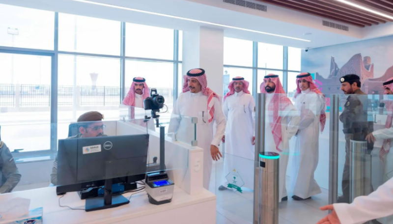 محافظ حفر الباطن يتفقد مدينة الحجاج بمنفذ الرقعي