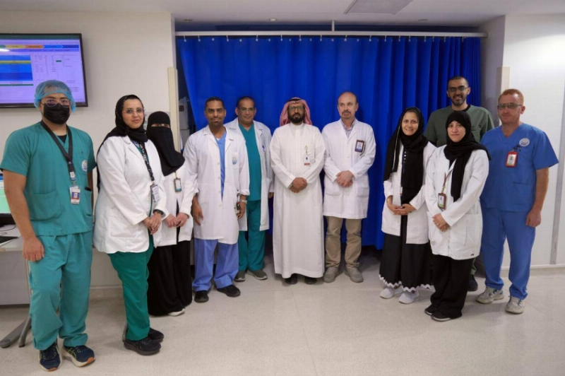 مستشفى الملك فهد التخصصي ينجح بعلاج ورم خطير في شبكية عين طفل
