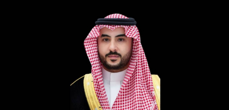 وزير الدفاع يلتقي مستشار الأمن القومي البريطاني