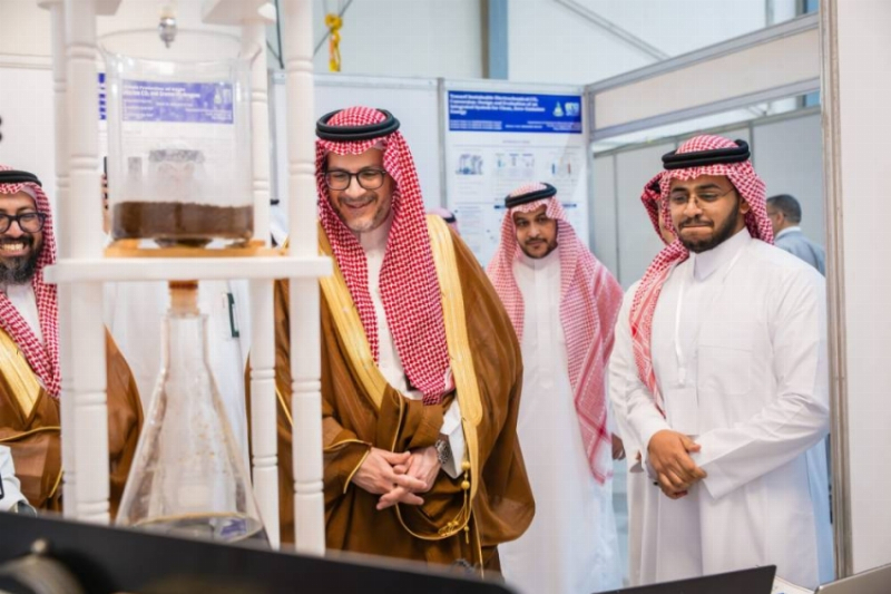 (72) مشروعًا بحثيًّا في معرض طلبة الهندسة بجامعة المؤسّس في رابغ