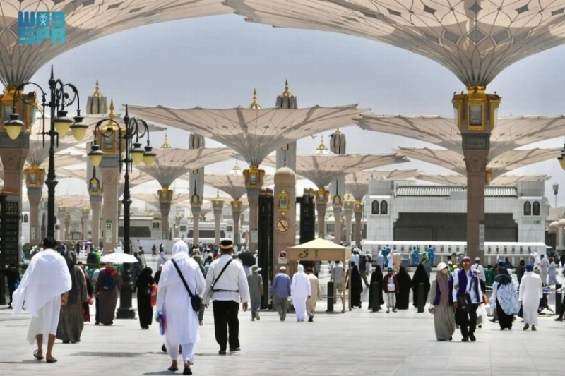 مظلات المسجد النبوي.. تصميم معياري وخامات عالية الجودة