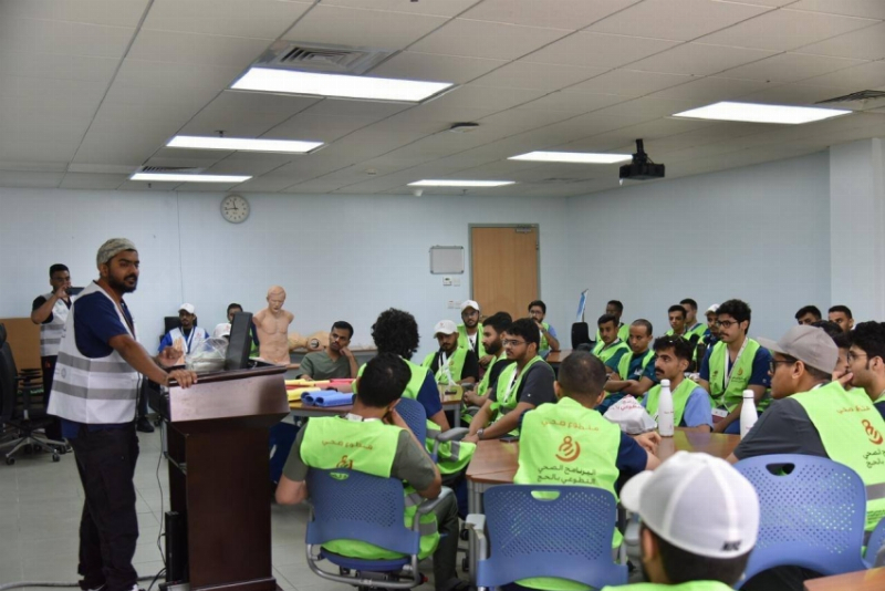 مشاركة 710 متطوعين ومتطوعات في البرنامج الصحي التطوعي بالحج