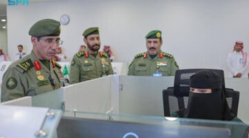 المدير العام للجوازات المكلّف يقف ميدانيًّا على سير العمل بجوازات مطار الطائف