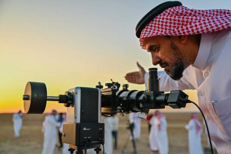 أمانة الرياض تهيئ المراصد لترائي هلال ذي الحجة