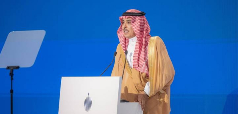 الإعلام: حظر استخدام الذكاء الاصطناعي في إنتاج محتوى مزيف