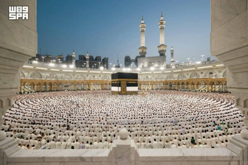“لغات العالم في مكة”.. ألسنة الأرض تلتقي في موسم الحج