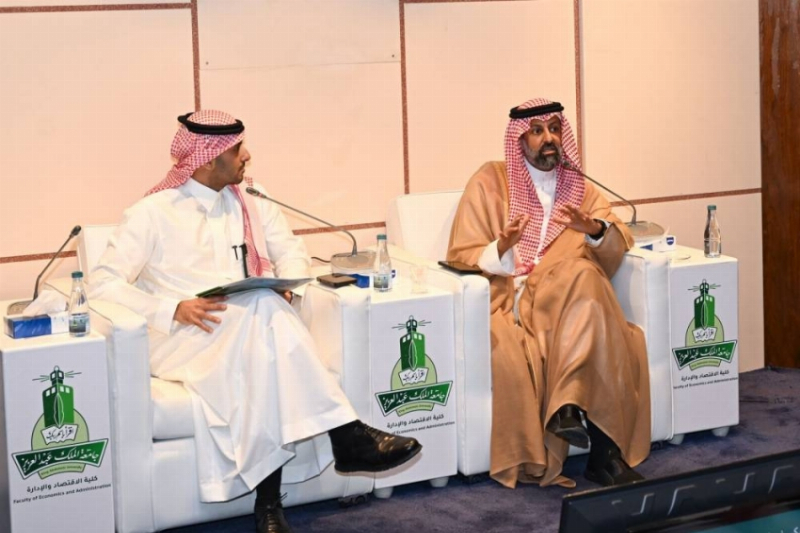 جامعة الملك عبدالعزيز تستضيف رئيس هيئة السوق المالية
