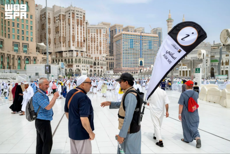 فرق راجلة ومنظومة ذكية لتعزيز إرشاد ضيوف الرحمن