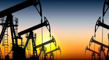 النفط يهبط أكثر من 2%