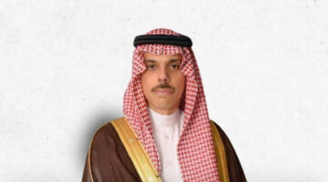 وزير الخارجية يتلقى اتصالًا هاتفيًا من وزير خارجية الكويت