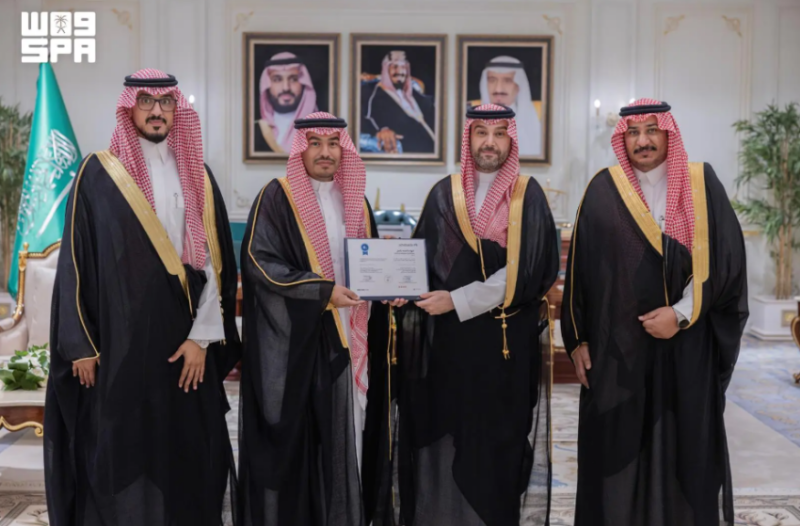 نائب أمير الحدود الشمالية يهنئ “معهد التعدين” بمناسبة الاعتماد المؤسسي الكامل