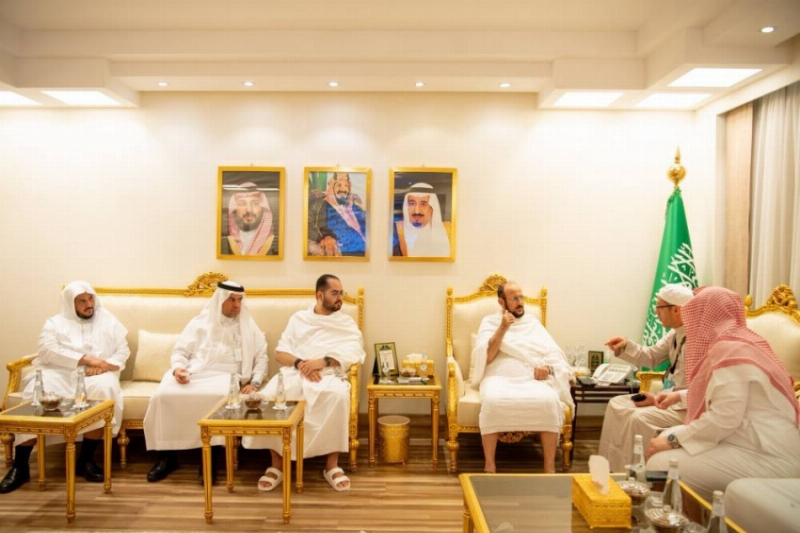 آل الشيخ يستقبل عضو المجلس الإسلامي بمدينة مالمو السويدية
