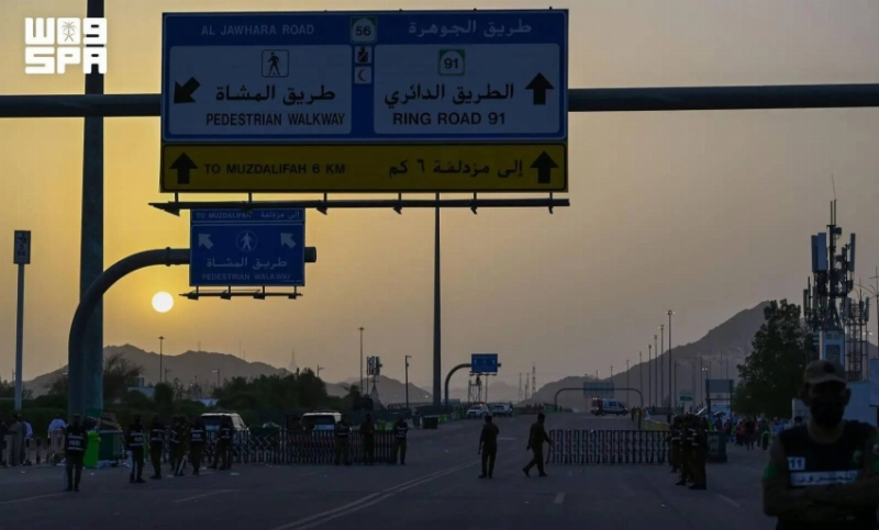 نفرة مزدلفة.. الحجاج يسلكون أطول طريق مشاة في العالم