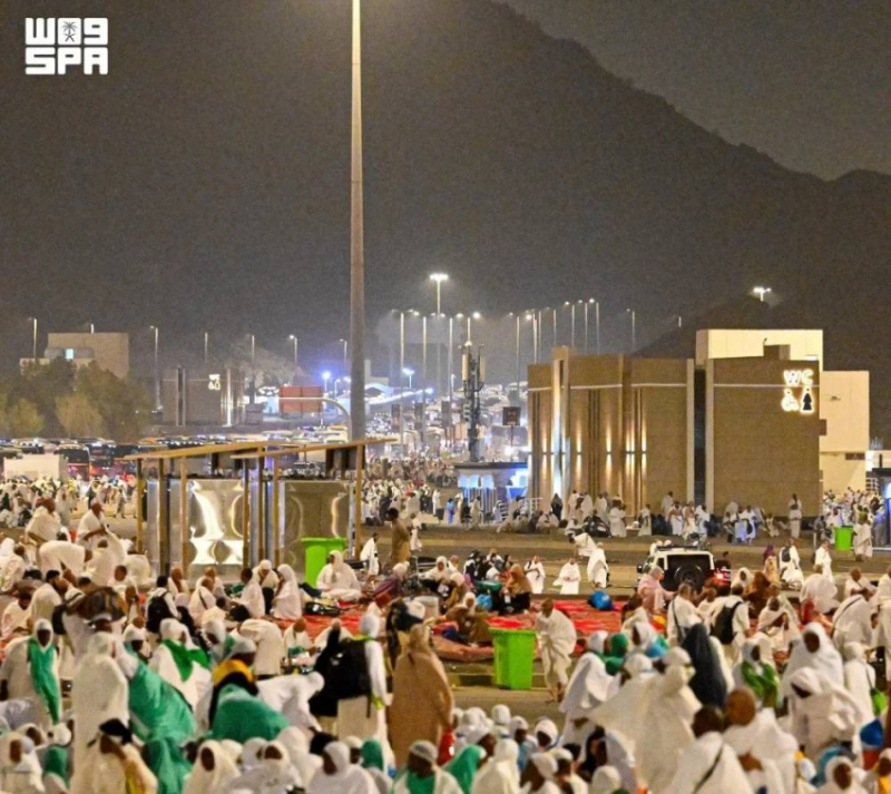 مشعر مزدلفة.. يزدلف إليه الحجاج بقلوب خاشعة وذكرٍ متصل