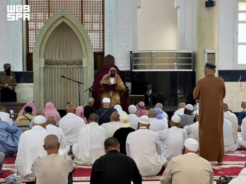 الشؤون الإسلامية تواصل تنفيذ البرنامج الدعوي بمسجد الخيف