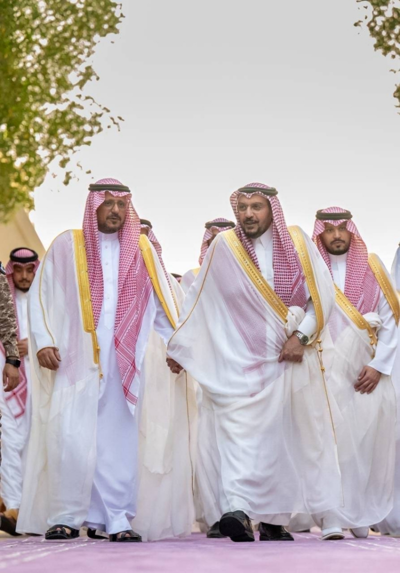 أمير القصيم ونائبه يستقبلان المهنئين بعيد الأضحى