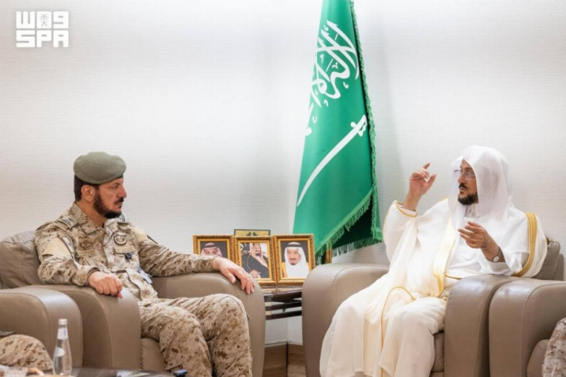 وزير الشؤون الإسلامية يلتقي مدير إدارة الشؤون الدينية بالقوات المسلحة