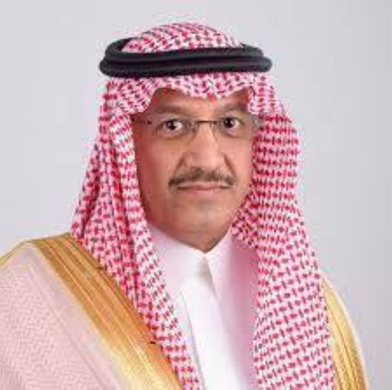 وزير التعليم يهنئ القيادة بنجاح موسم الحج