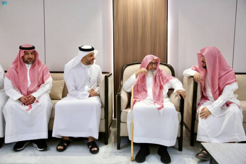 المفتى العام يطَّلع على مشروعات مكة والمشاعر