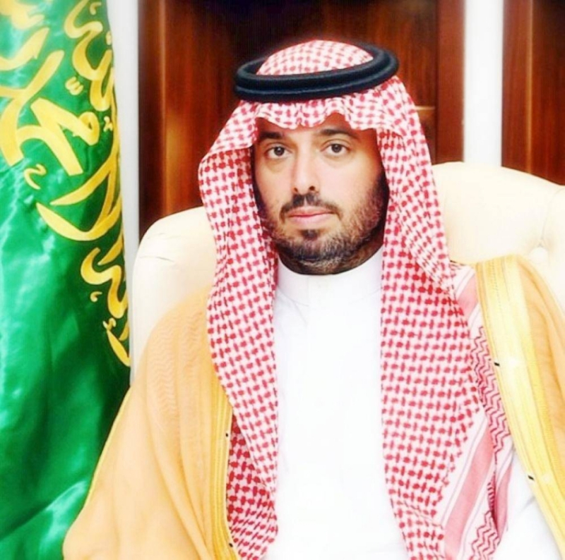 محافظ جدة يهنئ القيادة بنجاح موسم حج 1447هـ