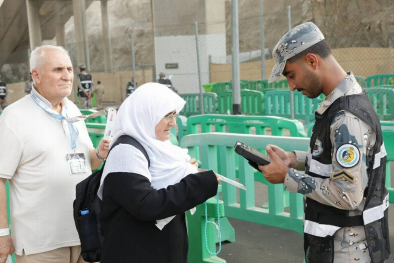 حرس الحدود.. منظومة أمنية وإنسانية متكاملة لخدمة الحجاج من المنافذ حتى المناسك