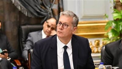 إقامة صناعات لتعظيم القيمة المضافة