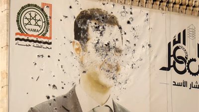 حلقة الوصل المفقودة.. كيف خبأ «الأسد» ترسانة الأسلحة الكيميائية في 100 موقع سري بسورية؟