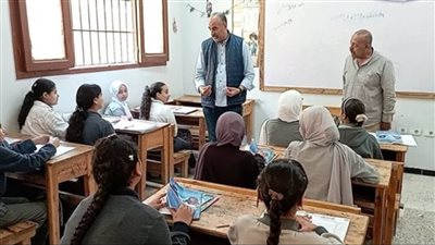 رغيفين عيش وكيس فول.. القصة الكاملة لواقعة طالبة بني سويف