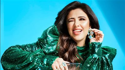 أنا شخصية شرسة.. ياسمين عبد العزيز تروج لفيلمها خلي بالك على نفسك بهذه الطريقة